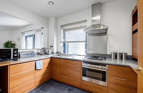 Bishopsgate Apartment | Liverpool St Modern 2 Bed Apartment