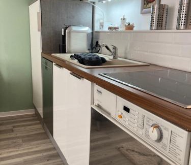 Am Staden Apartment | Living at Saarpartments - AdultsOnly - Business & Holiday Homes with Kitchen for Long- and Short Term stay, 3 min to St Johanner Markt and Points of Interest