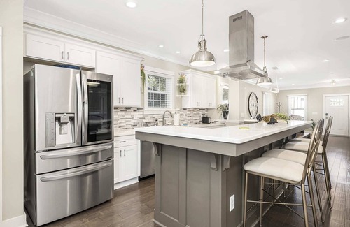 Charlotte House | Living Large Uptown - stylish with open great room