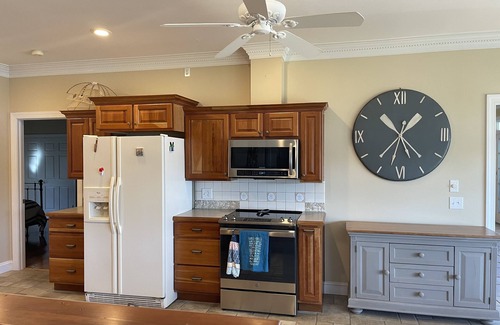 Semora House | Living the Lake Life w/2 kitchens 6 bdrms