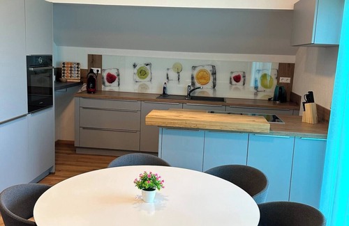 Korntal-Munchigan Apartment | LivingMe Cozy 3 rooms to relax in