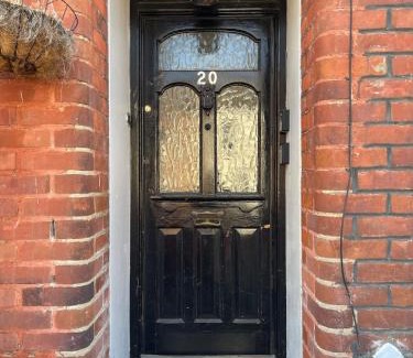 Gravesend House | Livingwell Home