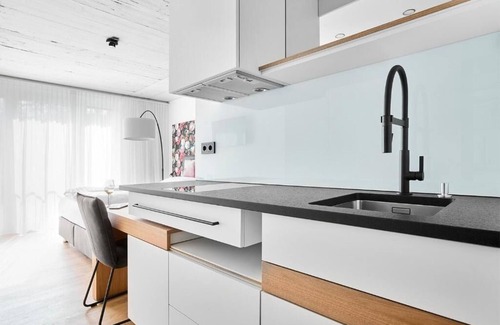 Berg Apartment | Livisit Bergpartment 41 - Doppelbettzimmer 27 qm - mit Südbalkon