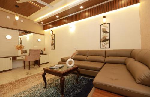 Kunnamkulam Hotel | Liwa Tower Hotel & Business Center