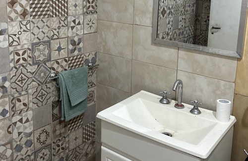 Monte Grande House | Liza House Ezeiza Airport