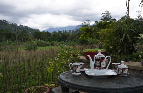 Kumbalwela House | Ella Nature Valley Homestay - Deluxe Family Room with Mountain View