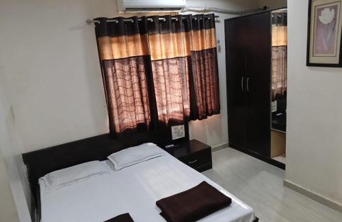 Hinganghat Hotel | LL Guest House