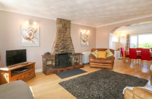 Bodorgan House | Llain Delyn