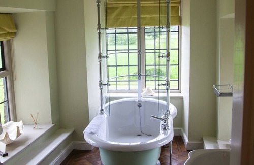 Llyswen Hotel | Llangoed Hall