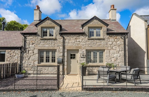 Beaumaris Cottage | Lleiniog Cottage