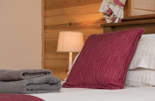 Brecon Ski Chalet | Llety Llyn y Fan in the beautiful Brecon