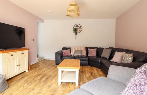 Llandderfel House | Llys Tirion