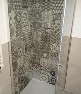 Venoz Apartment | Lo Reinard