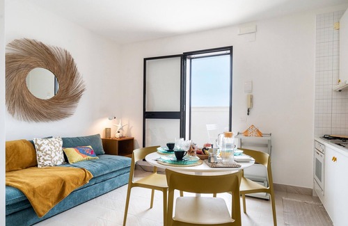 Capitolo Apartment | Lo Scorcio Sul Mare by BarbarHouse