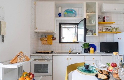 Capitolo Apartment | Lo Scorcio Sul Mare by BarbarHouse