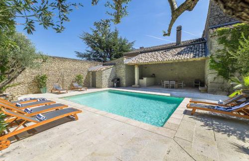 Gordes Villa | LOasis de Gordes Provence Pool Villa Retreat