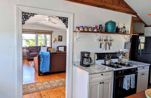 Hancock House | Lobster Pound Beach House