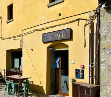 Pietralunga House | LocAle Guest House