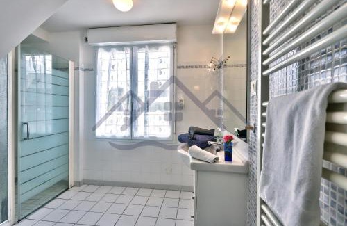 Treffiagat Apartment | LocaLise - A02 - Appartement de plain-pied - terrasse - Juste à côté de la plage - Centre et port à pied - Wifi inclus - Draps inclus - Animaux bienvenus