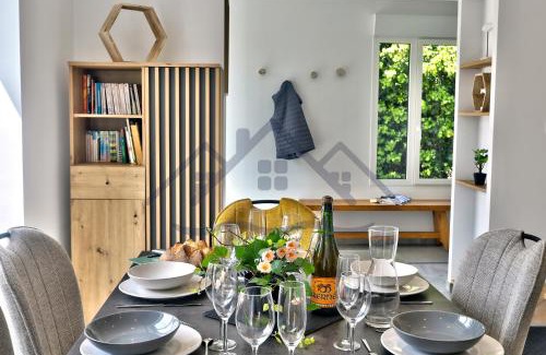 Treffiagat House | LocaLise - M1 - Bain de mer - Maison entièrement rénové avec jardin clos - Wifi inclus - Draps inclus - Animaux bienvenus