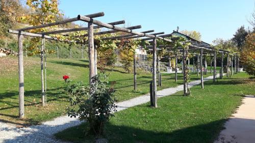 Novello House | Locanda Camia Restaurant and Rooms