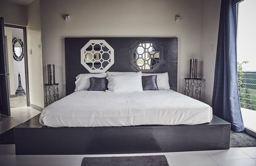 Lancaster House | Located above Royal Westmoreland , La Maison Michelle provides an unforgettable experience.