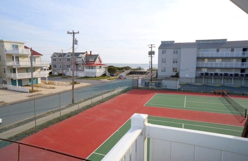 Sea Isle City Condo | Located convenient to restaurants, shopping, promenade and beach