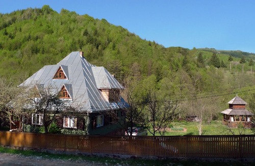 Viseu de Sus House | Located in the middle of the most beautiful cultural landscapes of Maramures