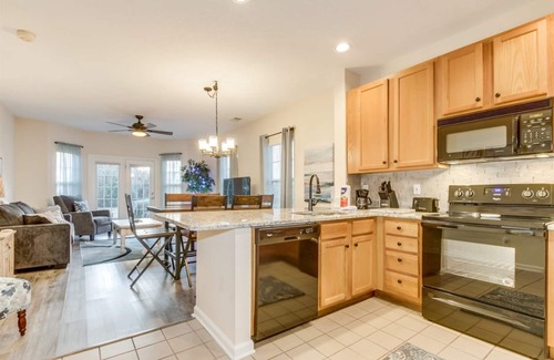 Red Hill House | Located in the prestigious Legends Golf Resort