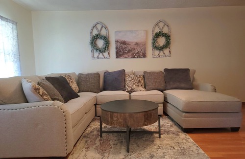 Rocky Gap Cottage | Located near the Appalachian Trail and Jefferson National Forest in Rocky Gap