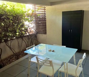 Malbosc Apartment | Location courte durée T2 avec terrasse à Montpellier