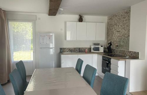 La Roche-sur-Yon House | Location d un logement de 70m2 et de 2 CH chez l habitant