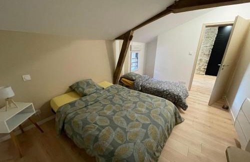 La Roche-sur-Yon House | Location d un logement de 70m2 et de 2 CH chez l habitant