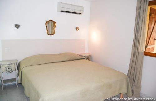 Calvi Apartment | location de vacances figuier avec jardin barbecue piscine chauffée à Calvi