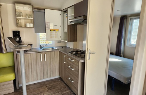 Chateauneuf-de-Galaure House | Location Mobil-home 3 Chambres Dans Camping 4