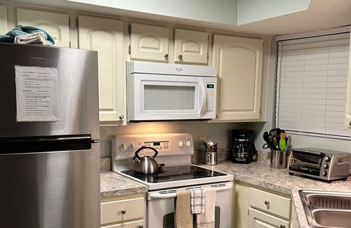 Ocean Side Village Condo | Location! Location! Luxury Condo; Walk to Beach, Restaurants, Stores