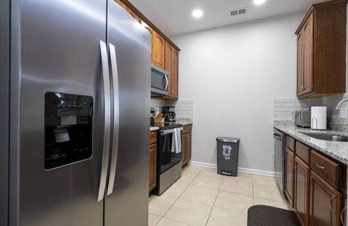 Florida Central Atlantic Coast Apartment | Location,Location,Orlando3bdr 2bthl,Resort near all parks, Conv.Ctr, Int. Dr