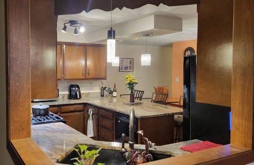 Ashwaubenon House | Location, Location ~ Perfect Location. Walking distance to NFL Draft