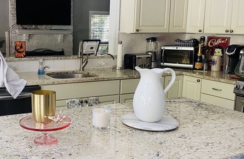Belle Haven House | Location Location, spacious 5Br 4 bath house in oldtown w/hot tub & firepit.