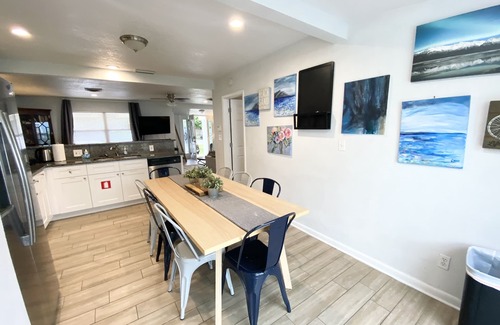 St. Petersburg - Clearwater House | Location!-Minutes to Beach, Tropicana field & Downtown St Pete