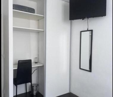 Saint-Sylvestre House | Location proche de toute commodités à 1 minute du tramway et à 9 min de centre ville et parking gratuit dans résidence privée