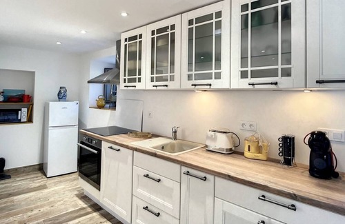 Cauro House | Location Saisonnière - Superbe Maison De Village Cauro