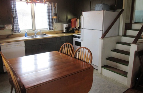 Wellfleet Cottage | Location! Waterfront- Beachfront Cottage on Ryder Beach
