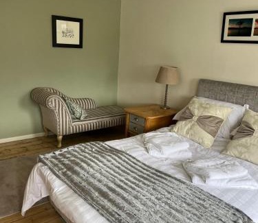 Alexandria Apartment | Loch Lomond Apartment