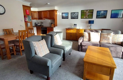 Kinloch Rannoch Apartment | Loch Rannoch Highland Club, Red Deer 4