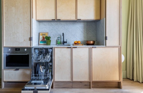 Queenhithe Hotel | Locke At Broken Wharf