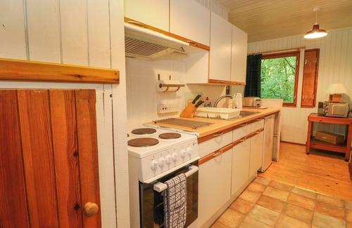 Lamlash Cottage | LODGE 4 - "BIRCH", family friendly in Lamlash, Isle Of Arran
