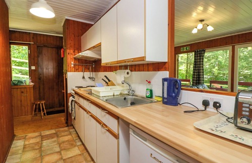 Lamlash Cottage | LODGE 6 - "ALDER", pet friendly in Lamlash, Isle Of Arran