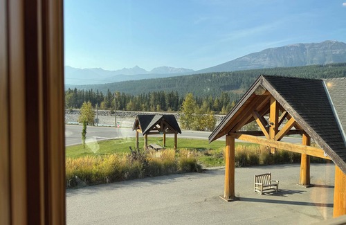 Golden Hotel | Lodge and Lantern