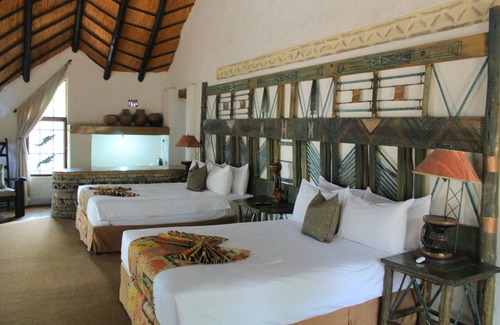 Ndadza Cabin | Lodge at The Ancient City